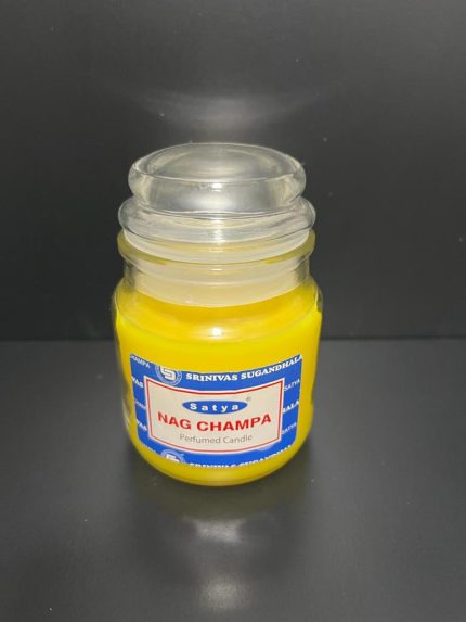 נר ריחני בצנצנת זכוכית חברת NAG CHAMPA