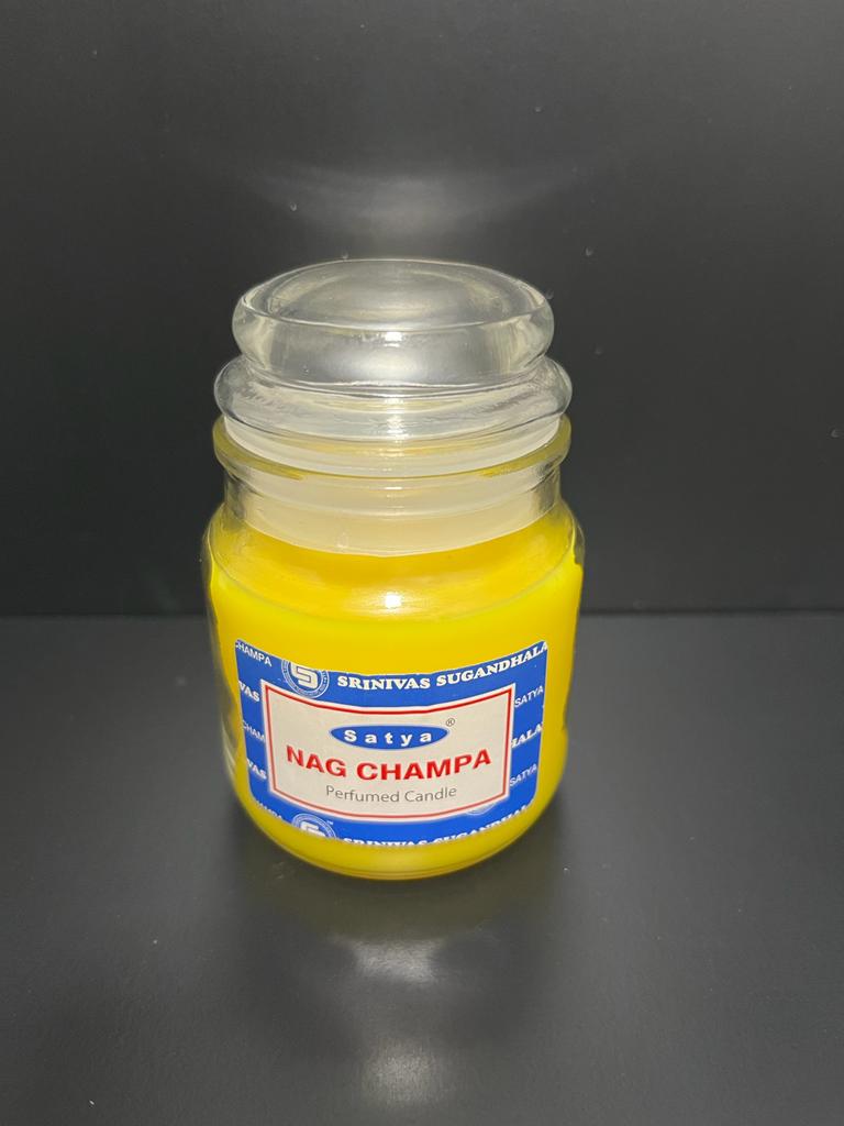 נר ריחני בצנצנת זכוכית חברת NAG CHAMPA